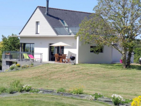 Holiday home with sea views, St Nic